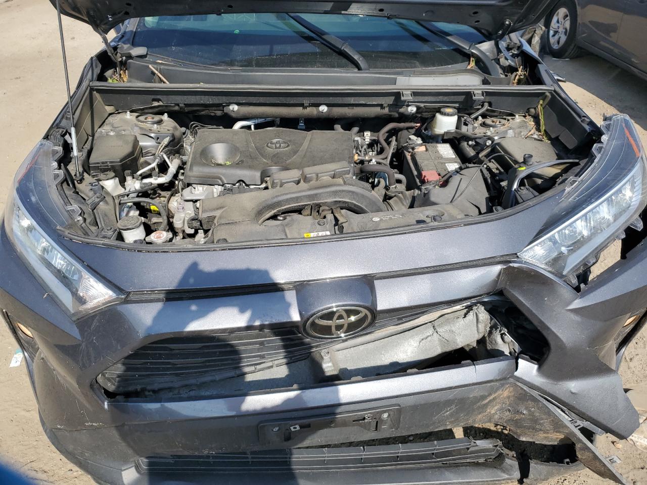 2T3P1RFV7MW155259 2021 Toyota Rav4 Xle