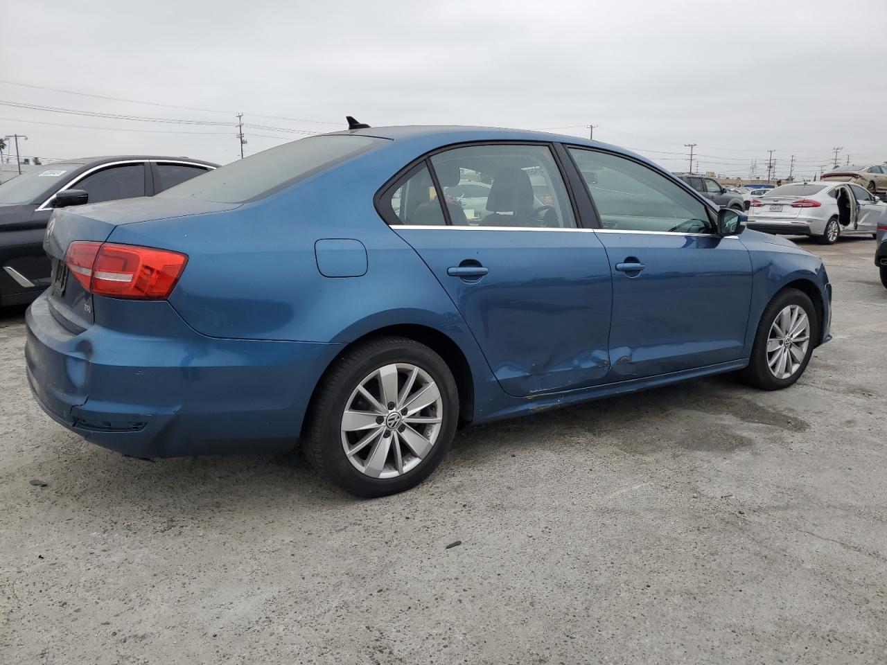 3VWD17AJ3FM349882 2015 Volkswagen Jetta Se