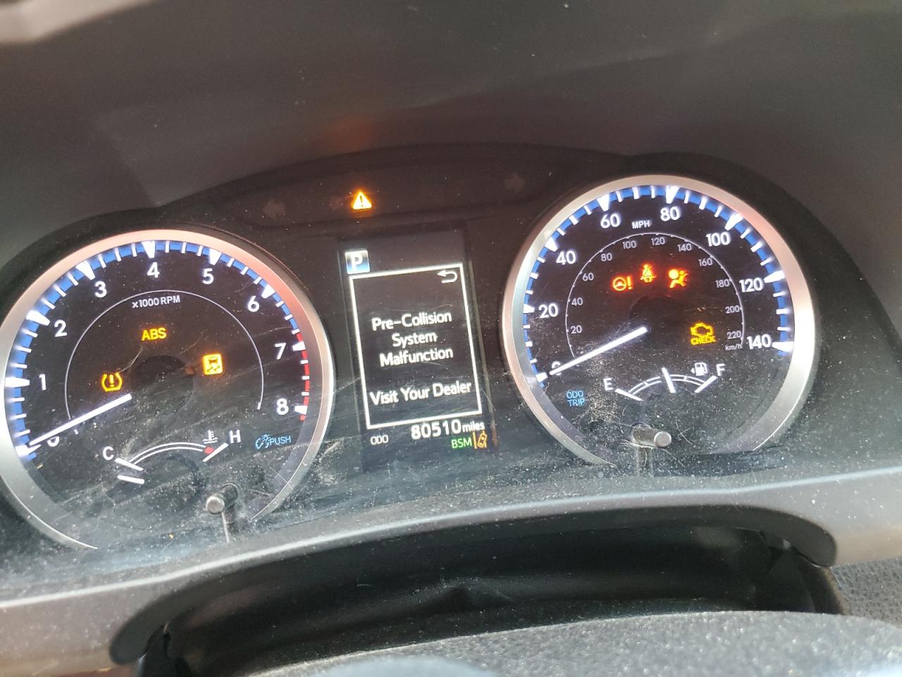 5TDBZRFH6KS979720 2019 Toyota Highlander Le