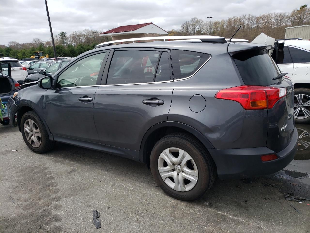 2015 Toyota Rav4 Le vin: JTMBFREV5FJ048869