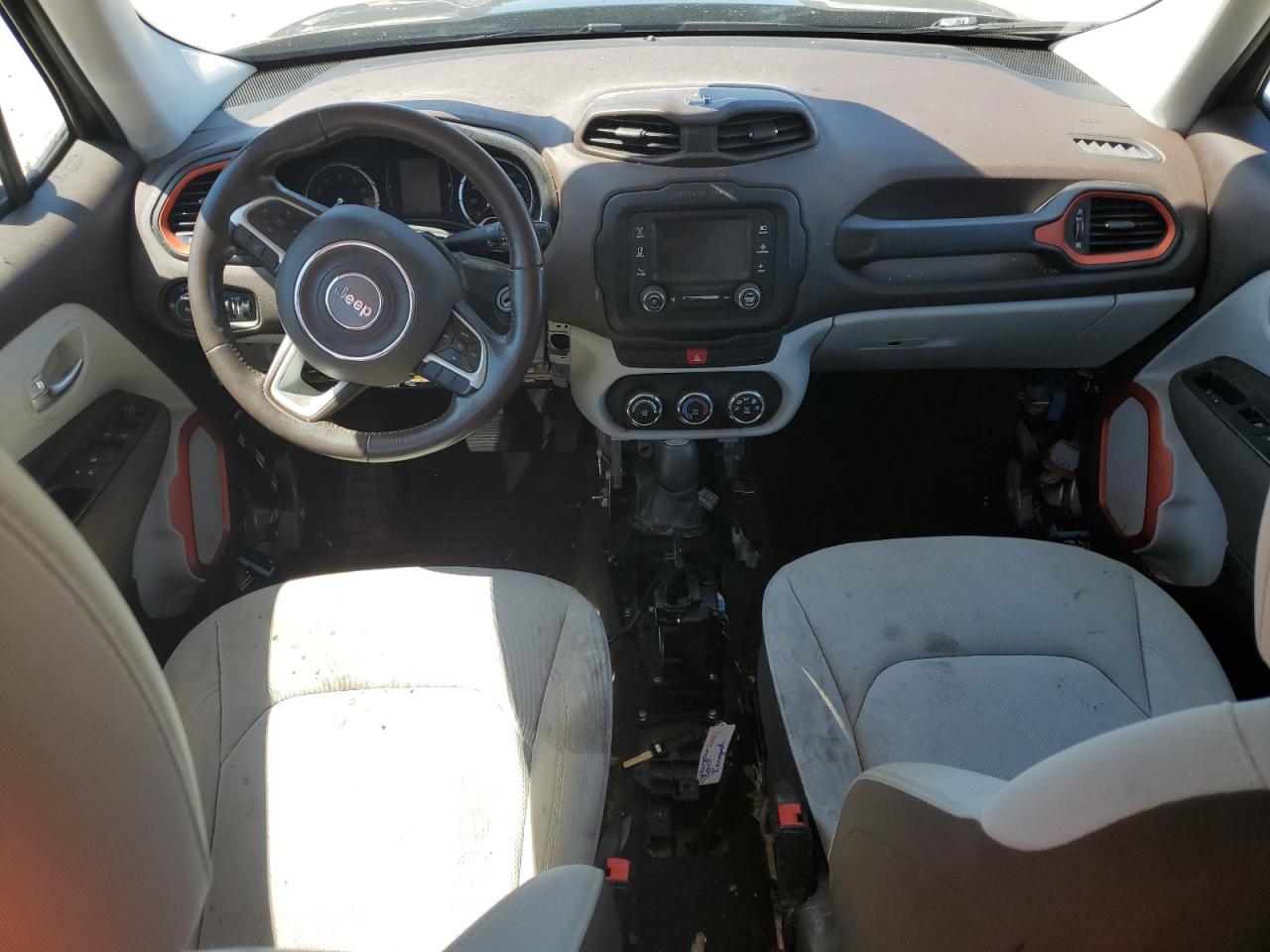 ZACCJABT3FPB94940 2015 Jeep Renegade Latitude