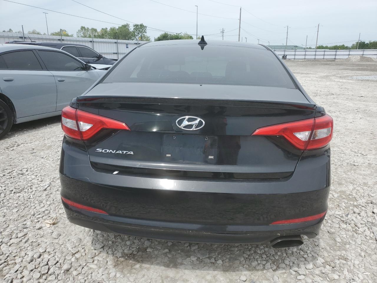 5NPE24AFXHH450618 2017 Hyundai Sonata Se