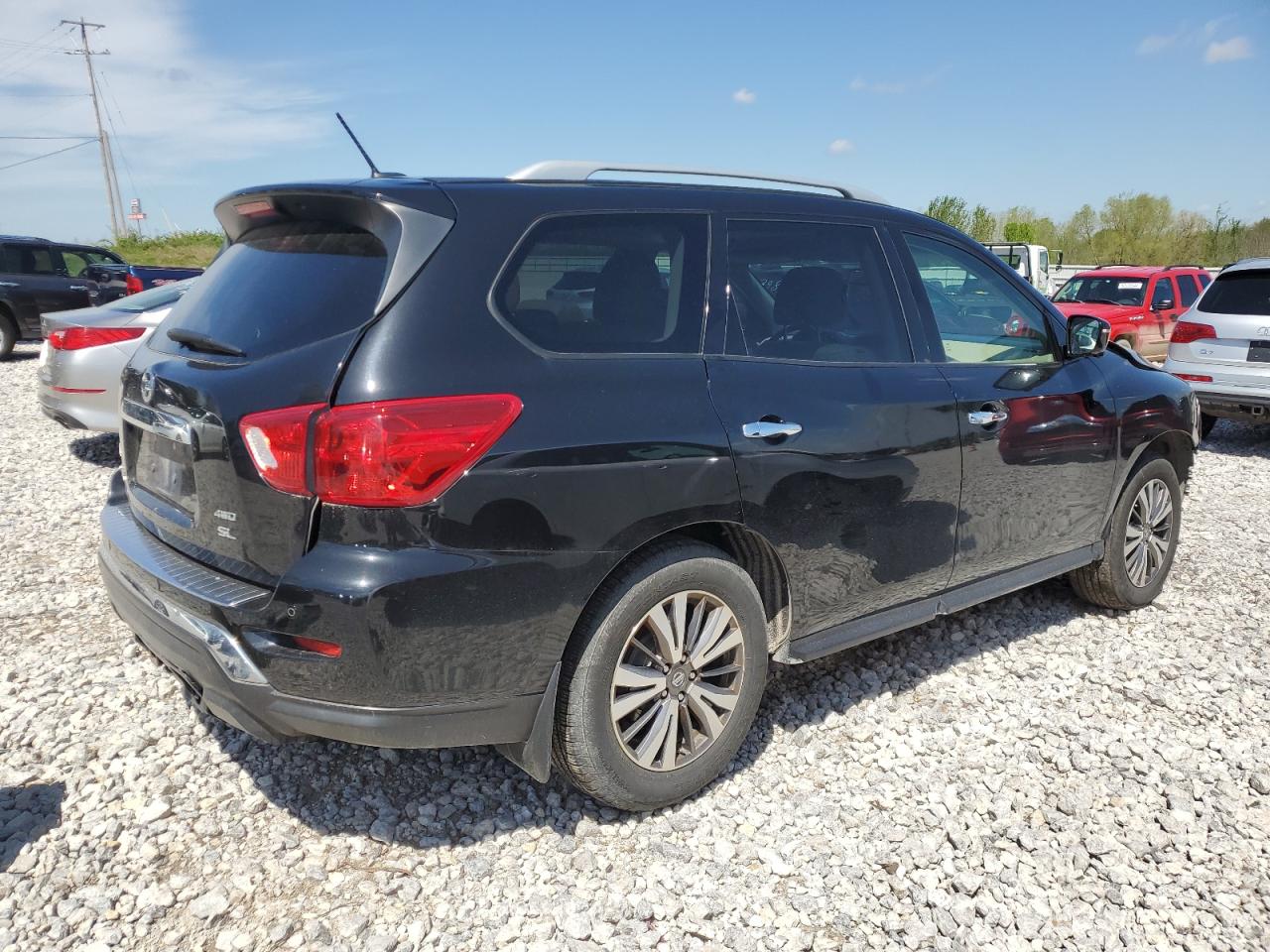 2017 Nissan Pathfinder S vin: 5N1DR2MM5HC608036