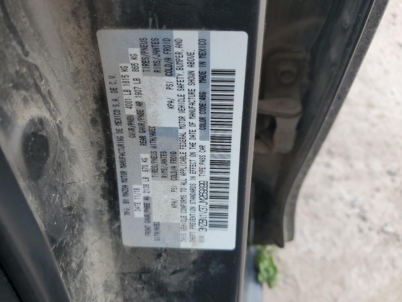 3MZBN1V37JM269899 2018 Mazda 3 Touring