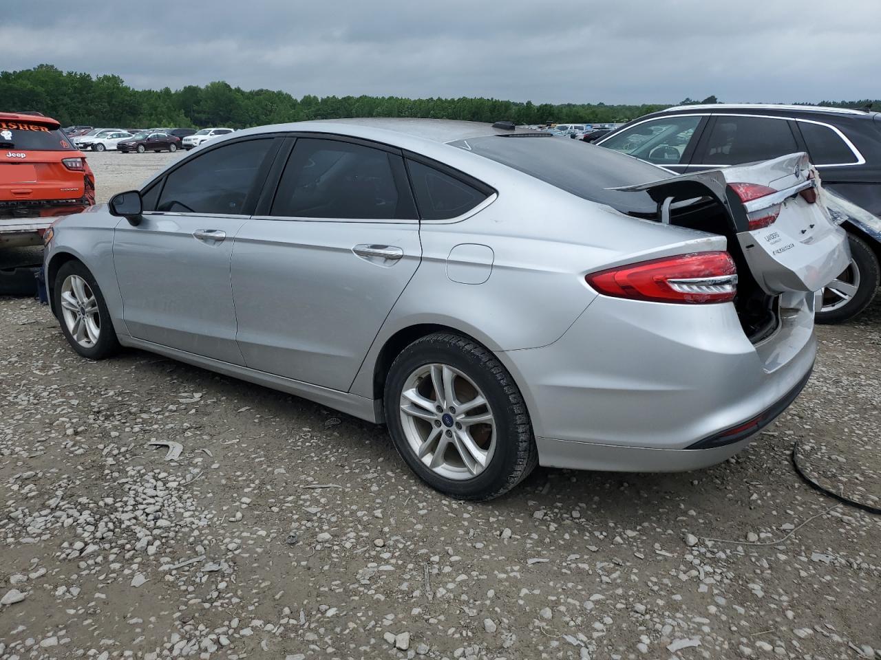 2018 Ford Fusion Se vin: 3FA6P0HD5JR190074