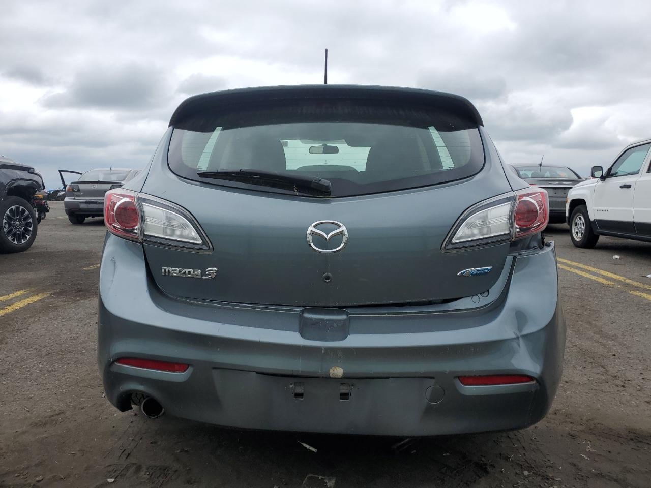 JM1BL1L87C1539012 2012 Mazda 3 I