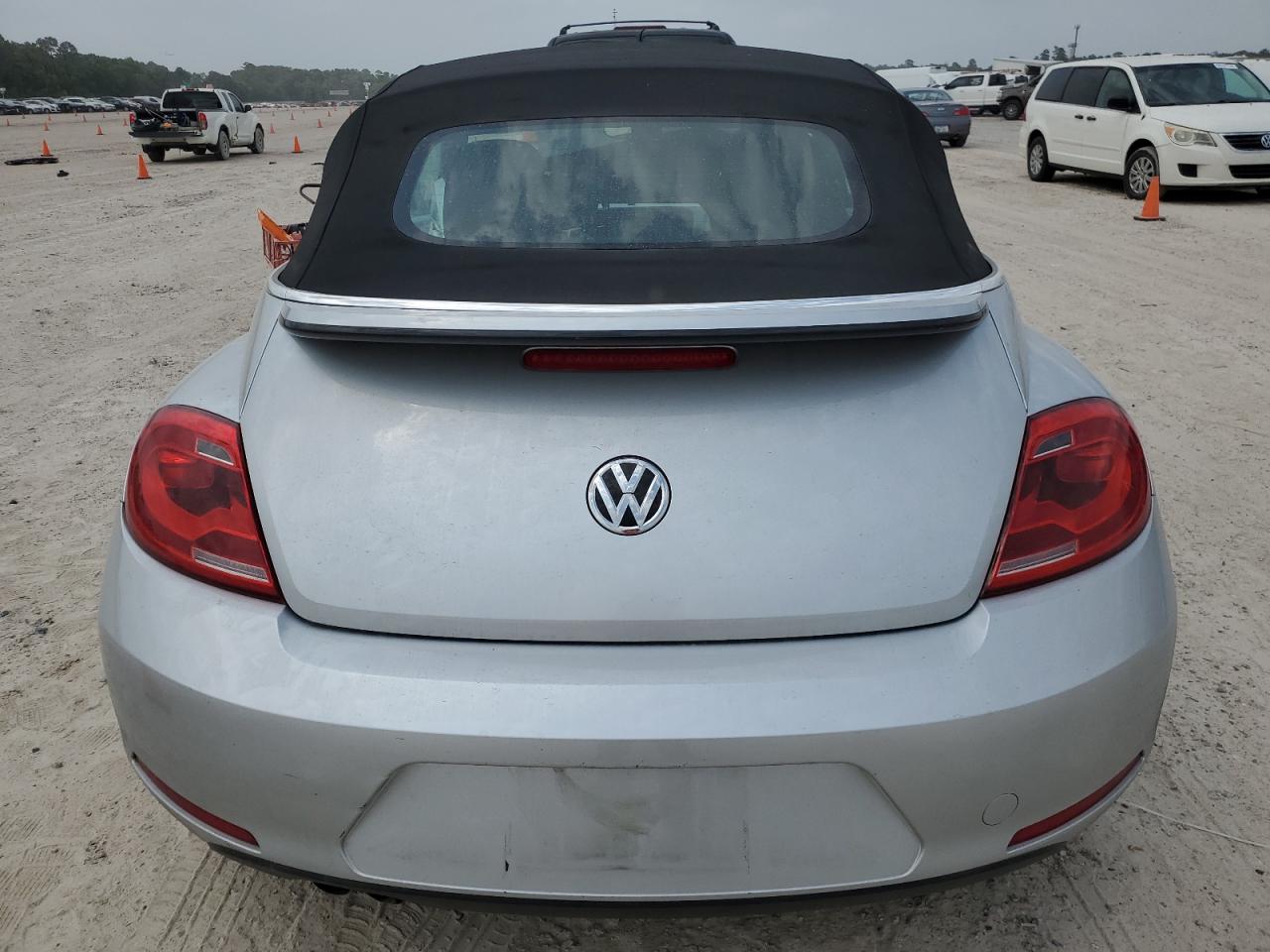 3VW5X7AT6EM802587 2014 Volkswagen Beetle