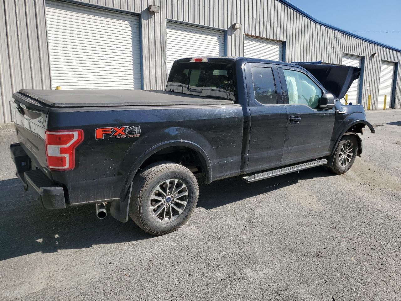 1FTFX1EG5JFB92886 2018 Ford F150 Super Cab