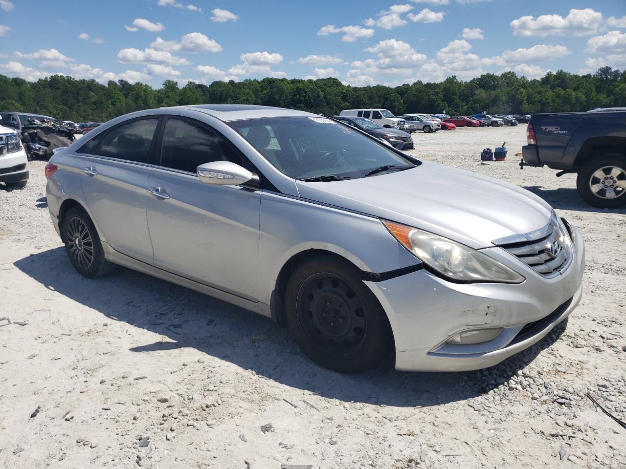 5NPEC4AC0BH153903 2011 Hyundai Sonata Se