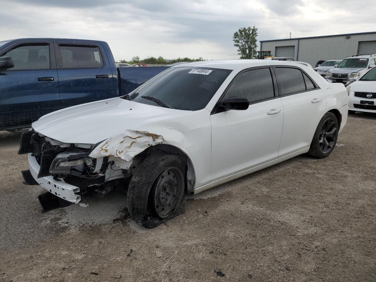 2019 Chrysler 300 Touring vin: 2C3CCAAG3KH711071