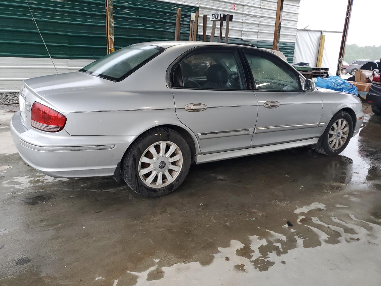 KMHWF35H62A648282 2002 Hyundai Sonata Gls