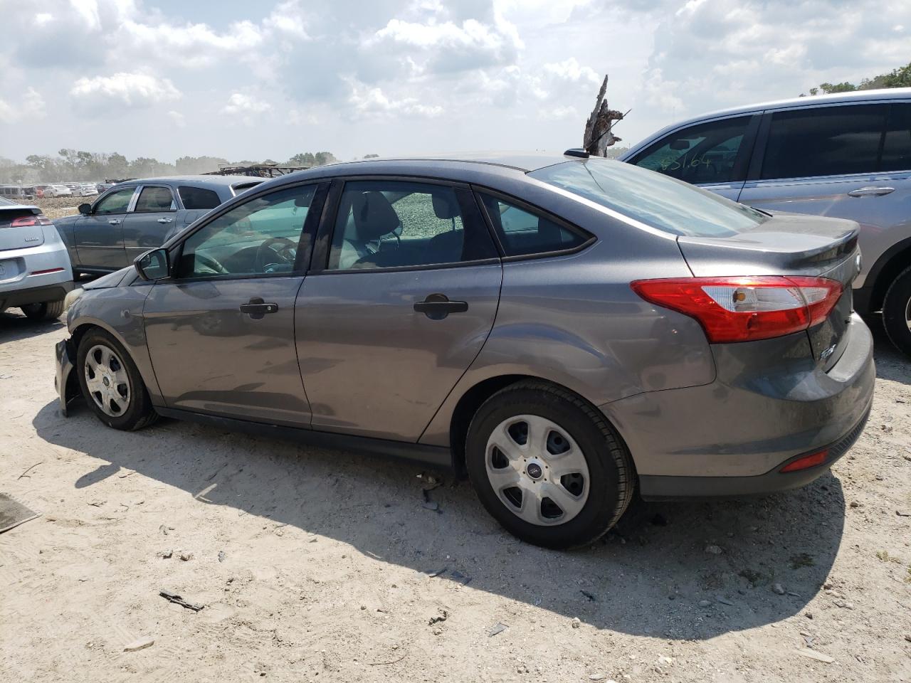 1FADP3E28EL127132 2014 Ford Focus S