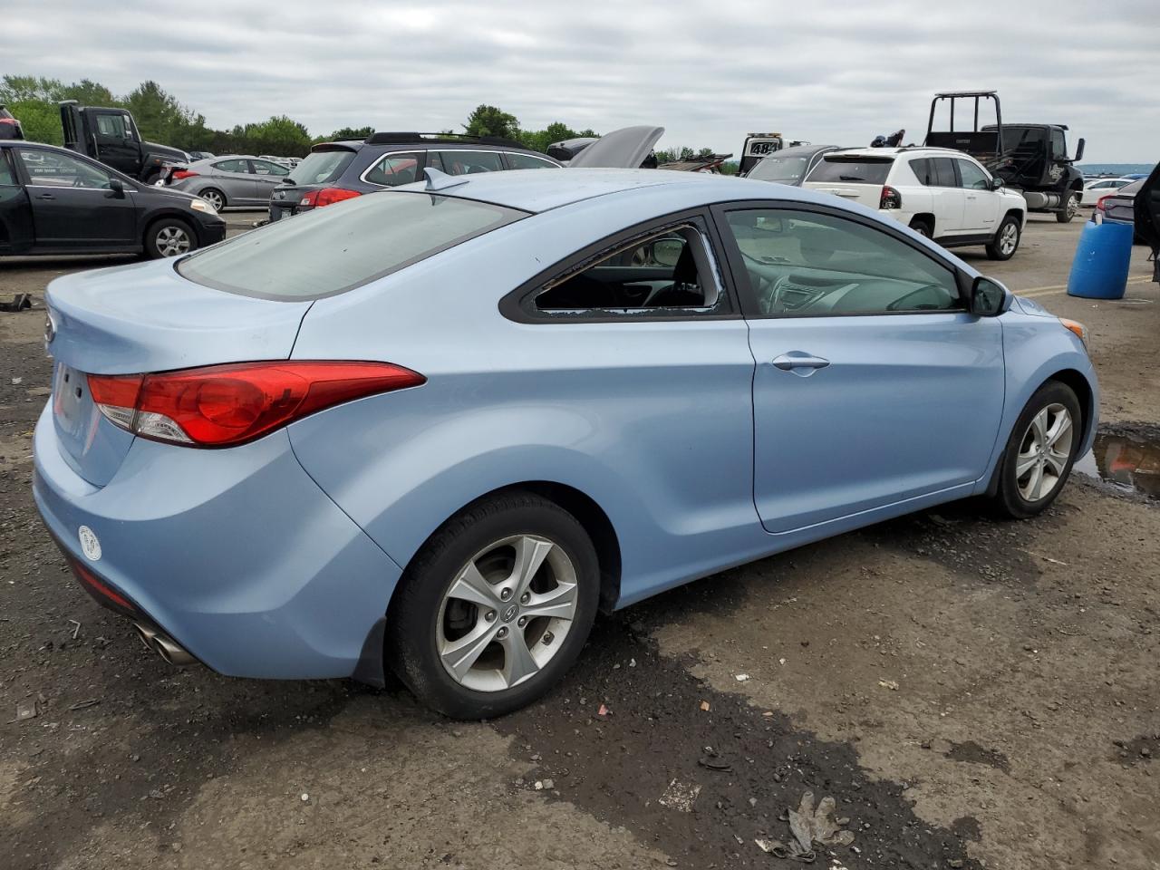 KMHDH6AE4DU010662 2013 Hyundai Elantra Coupe Gs