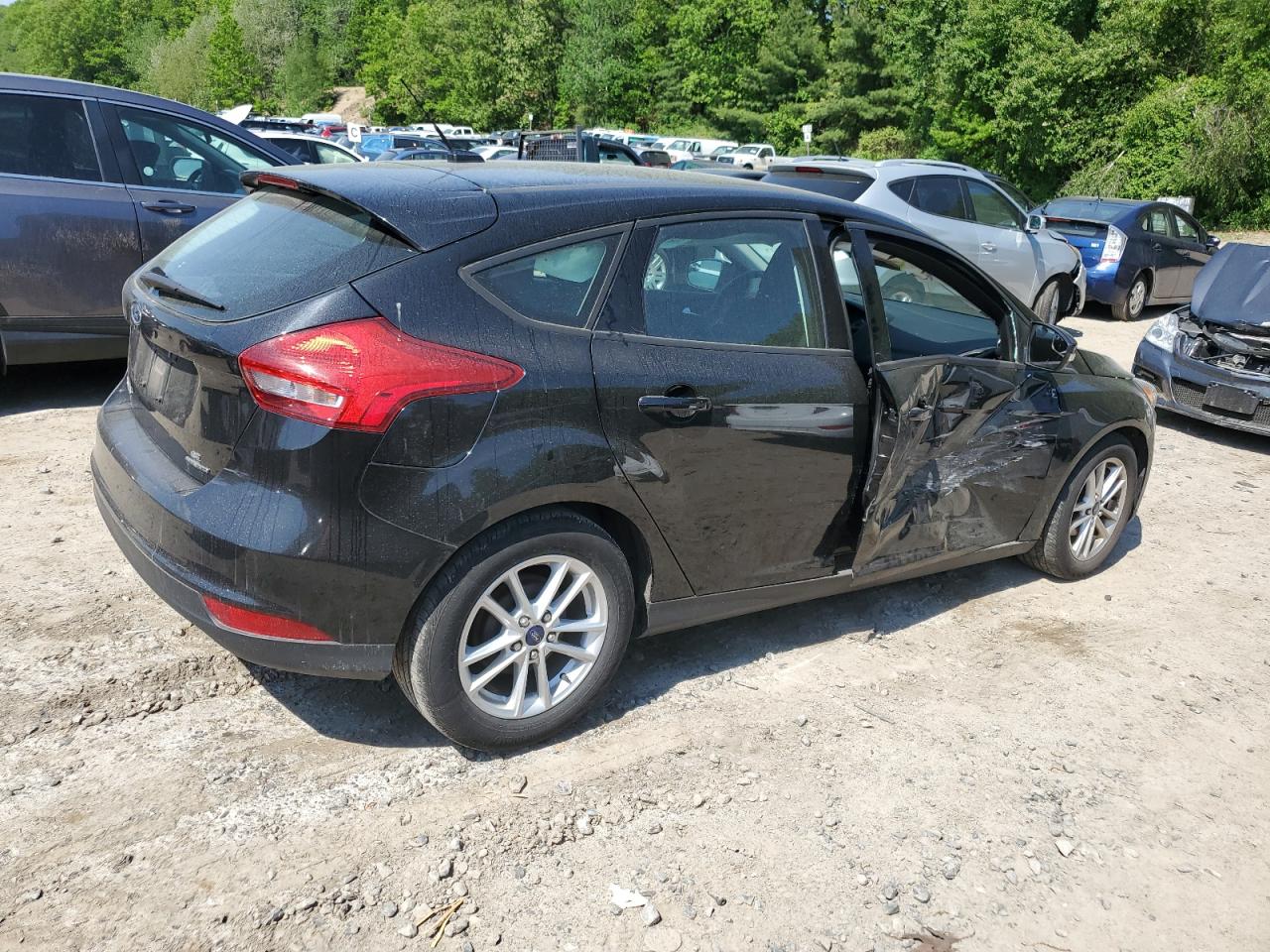 1FADP3K24FL263523 2015 Ford Focus Se