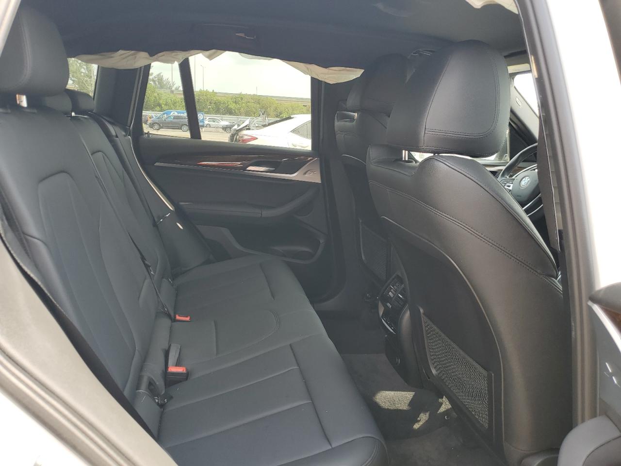 5UXTR7C59KLR53129 2019 BMW X3 Sdrive30I