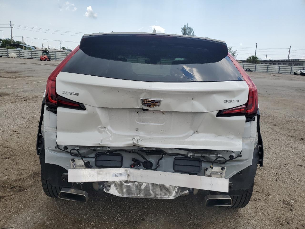 1GYFZCR43PF102014 2023 Cadillac Xt4 Premium Luxury