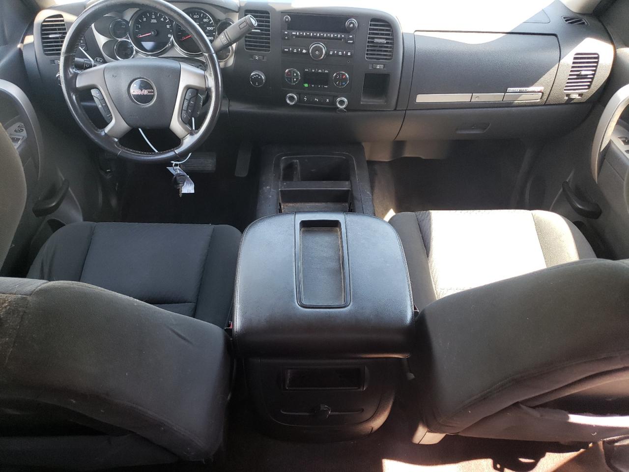 1GTR2VE36BZ332203 2011 GMC Sierra K1500 Sle