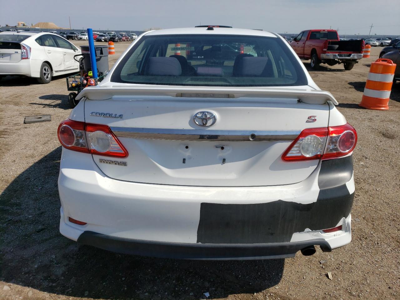2T1BU4EE3BC735069 2011 Toyota Corolla Base