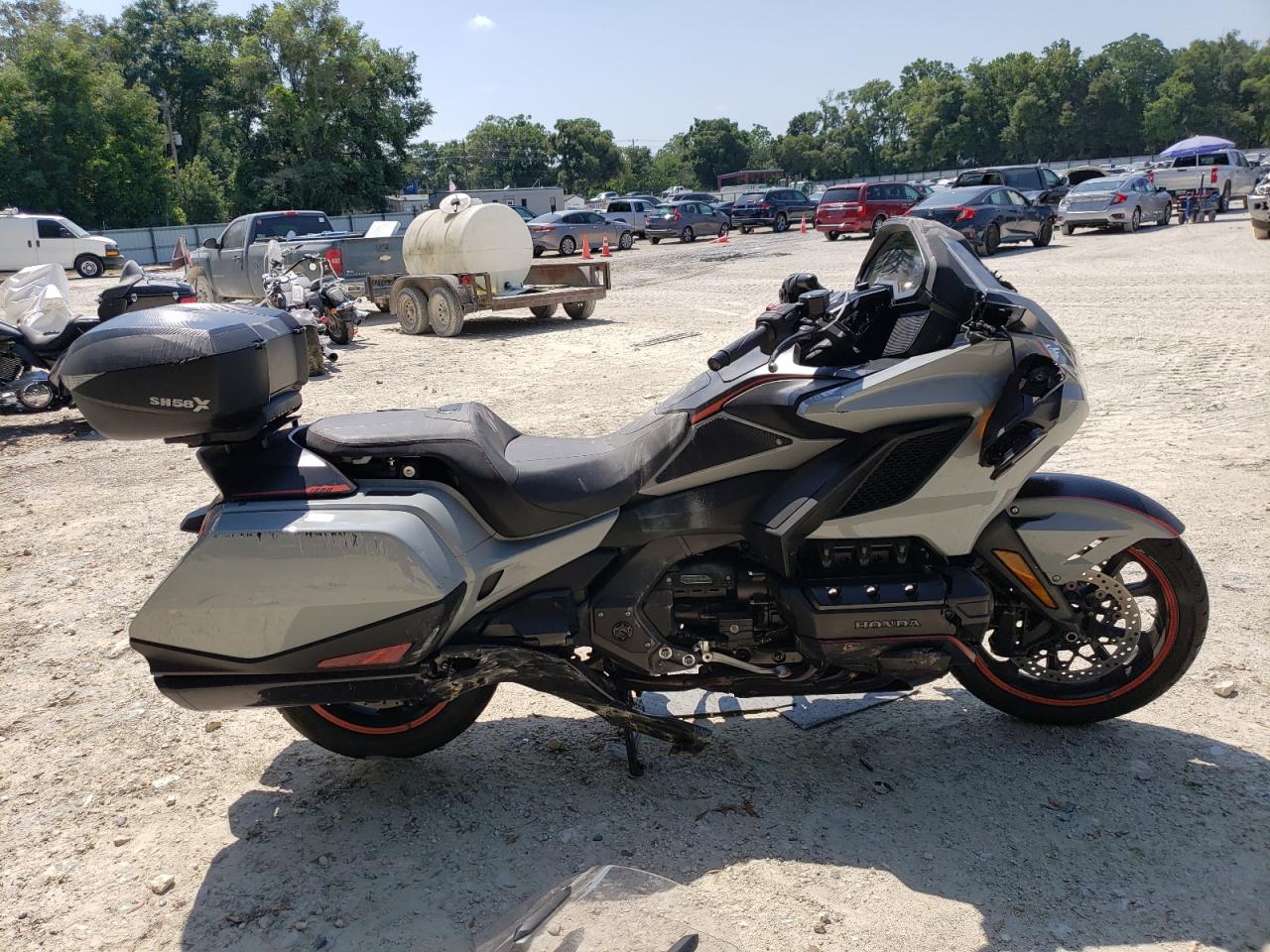 JH2SC7940MK300380 HONDA GL1800 B 2021