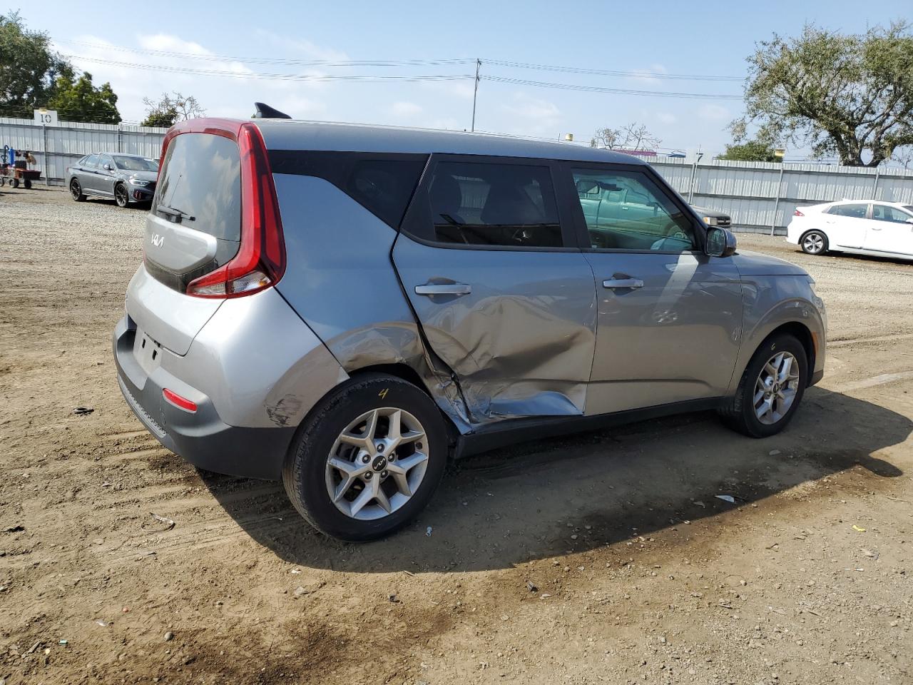 2022 Kia Soul Lx vin: KNDJ23AU1N7834195