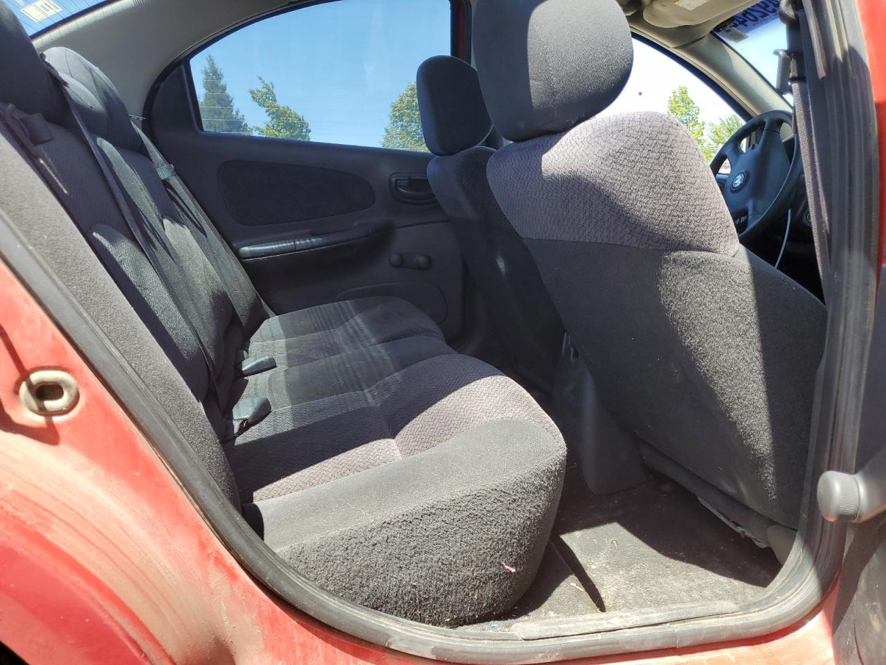 1B3ES46C21D213178 2001 Dodge Neon Se