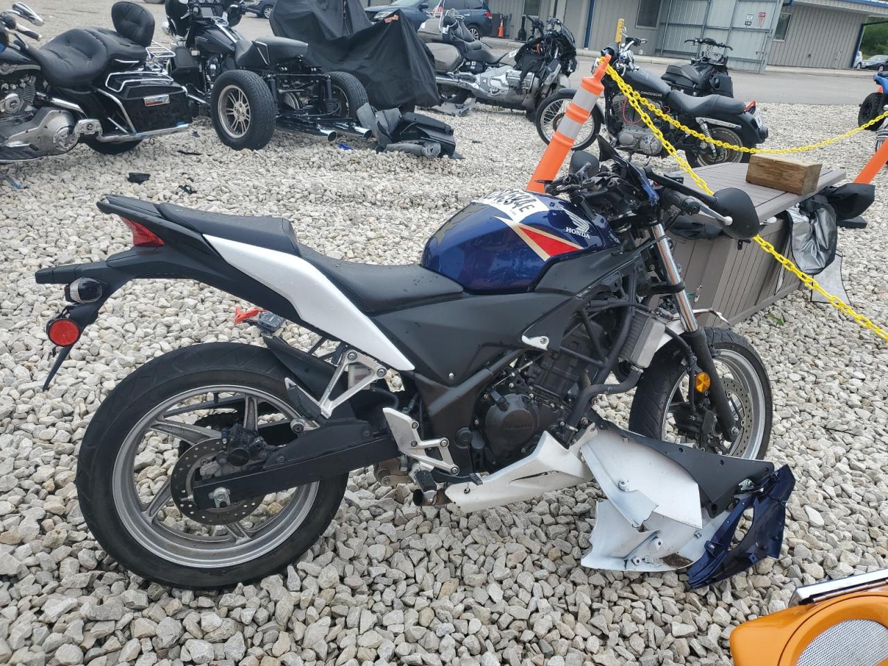 MLHMC4105C5208295 2012 Honda Cbr250 R