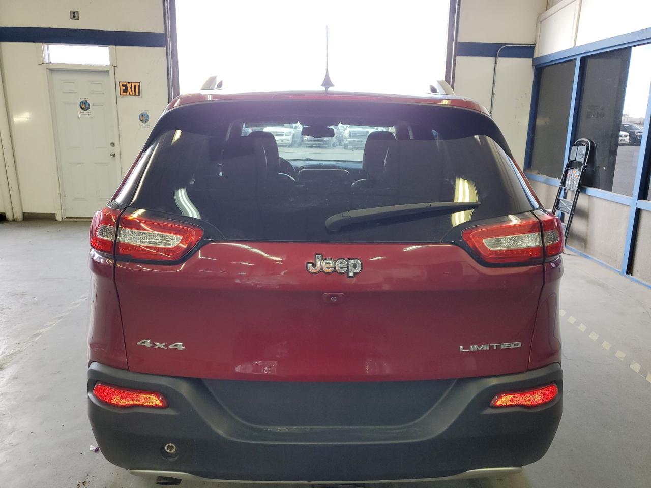 2016 Jeep Cherokee Limited vin: 1C4PJMDB8GW326179