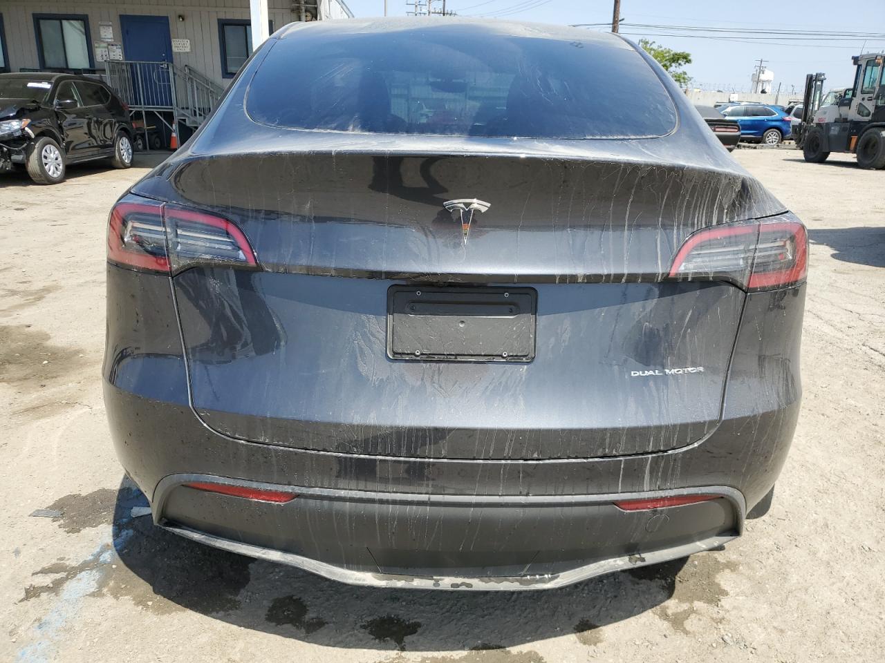 7SAYGDEE0RA218688 2024 Tesla Model Y