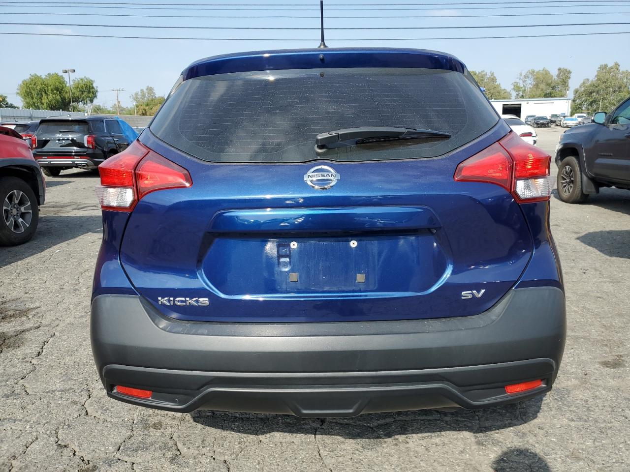 3N1CP5CU1JL541795 2018 Nissan Kicks S