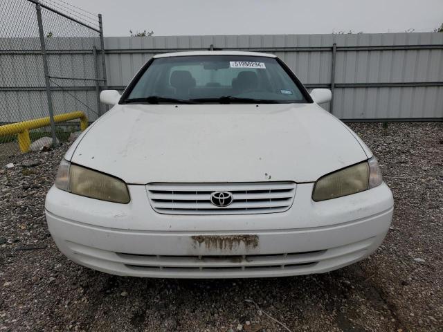 1998 Toyota Camry Le VIN: JT2BF22K4W0108690 Lot: 51998294