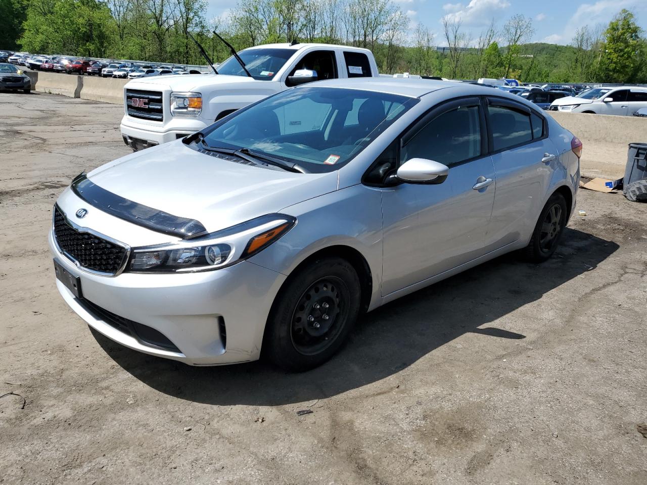 2017 Kia Forte Lx vin: 3KPFK4A79HE112158