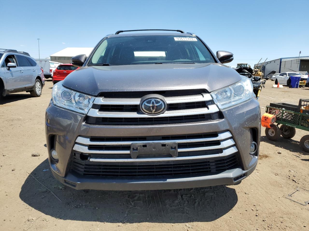 5TDKZRFH2HS507412 2017 Toyota Highlander Se