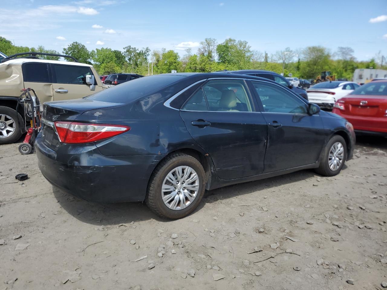 4T4BF1FK3FR489020 2015 Toyota Camry Le