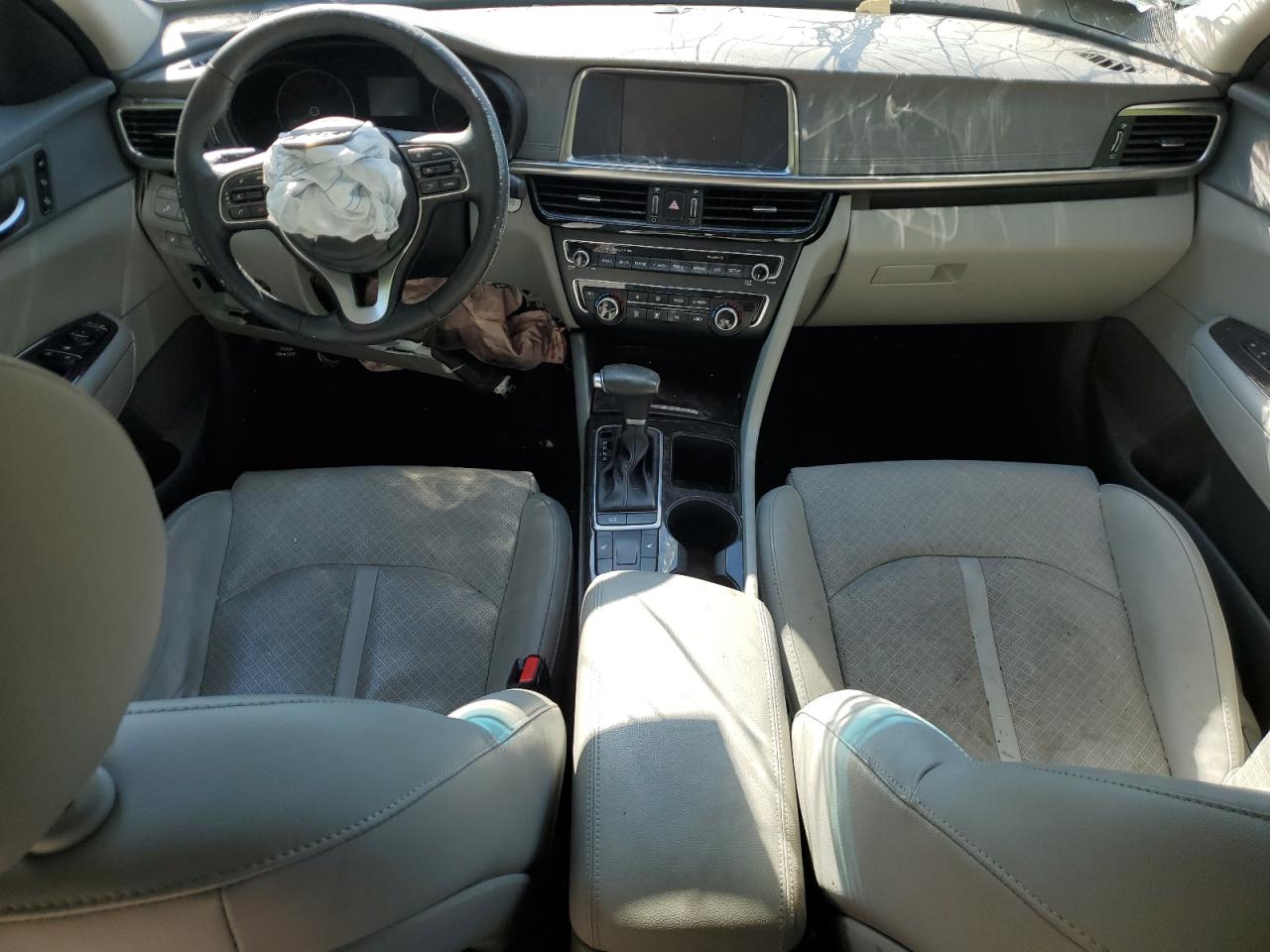 5XXGU4L33JG239526 2018 Kia Optima Ex