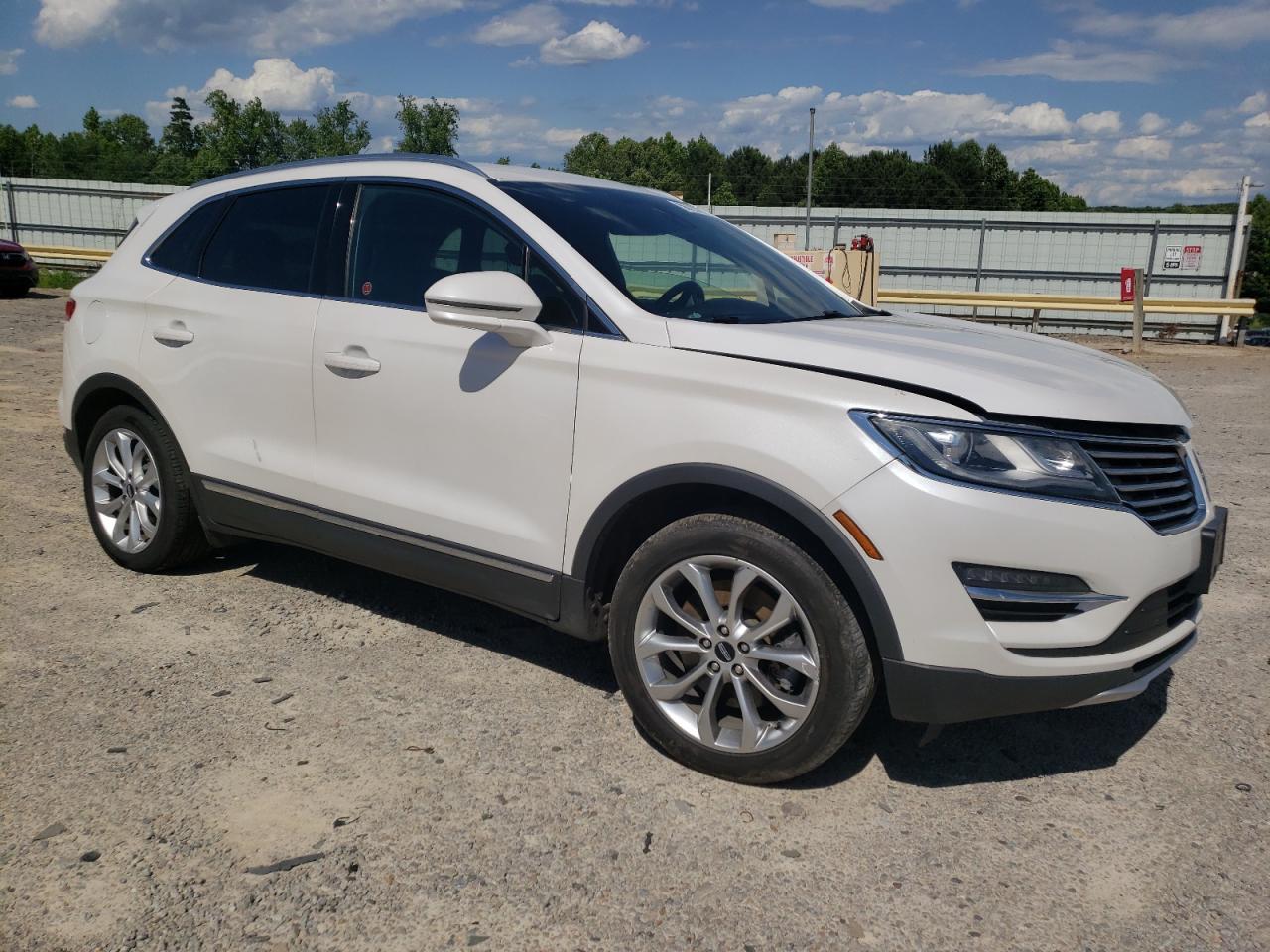 Lot #2945560195 2017 LINCOLN MKC SELECT