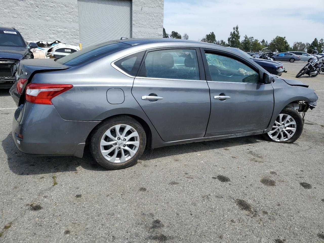 3N1AB7AP0JL628201 2018 Nissan Sentra S