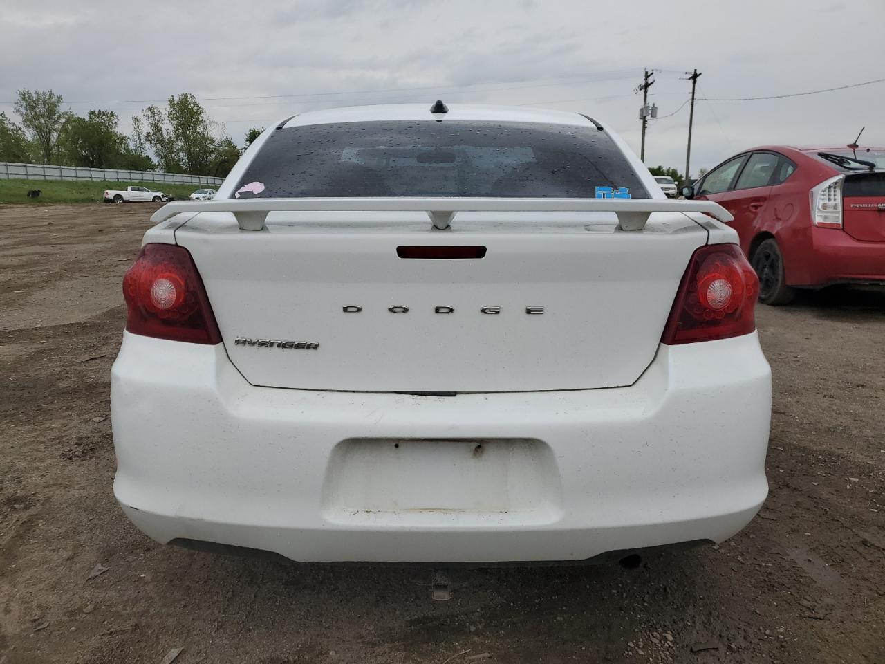 1B3BD4FB1BN591735 2011 Dodge Avenger Express