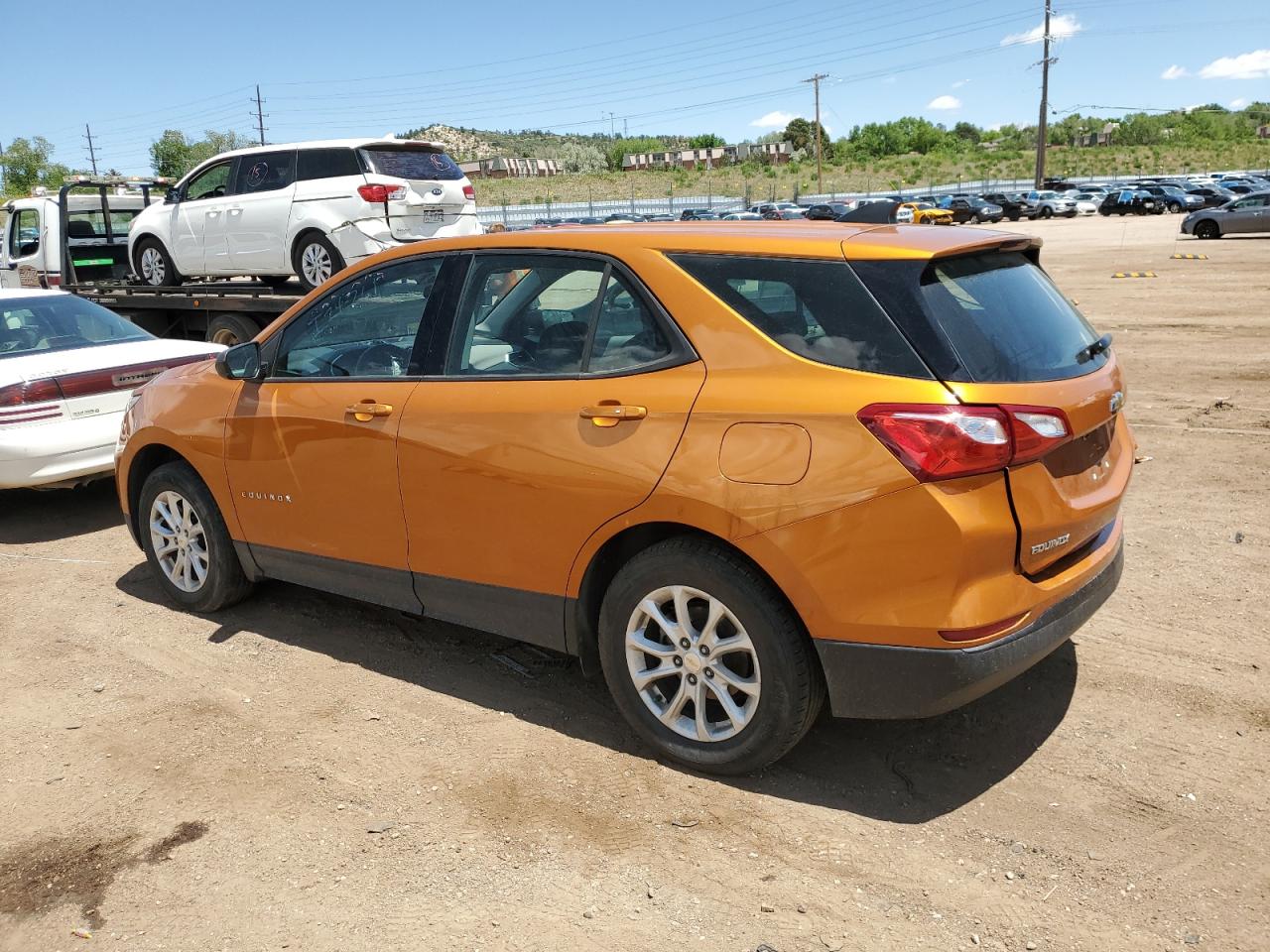 2019 Chevrolet Equinox Ls vin: 2GNAXHEV1K6244521