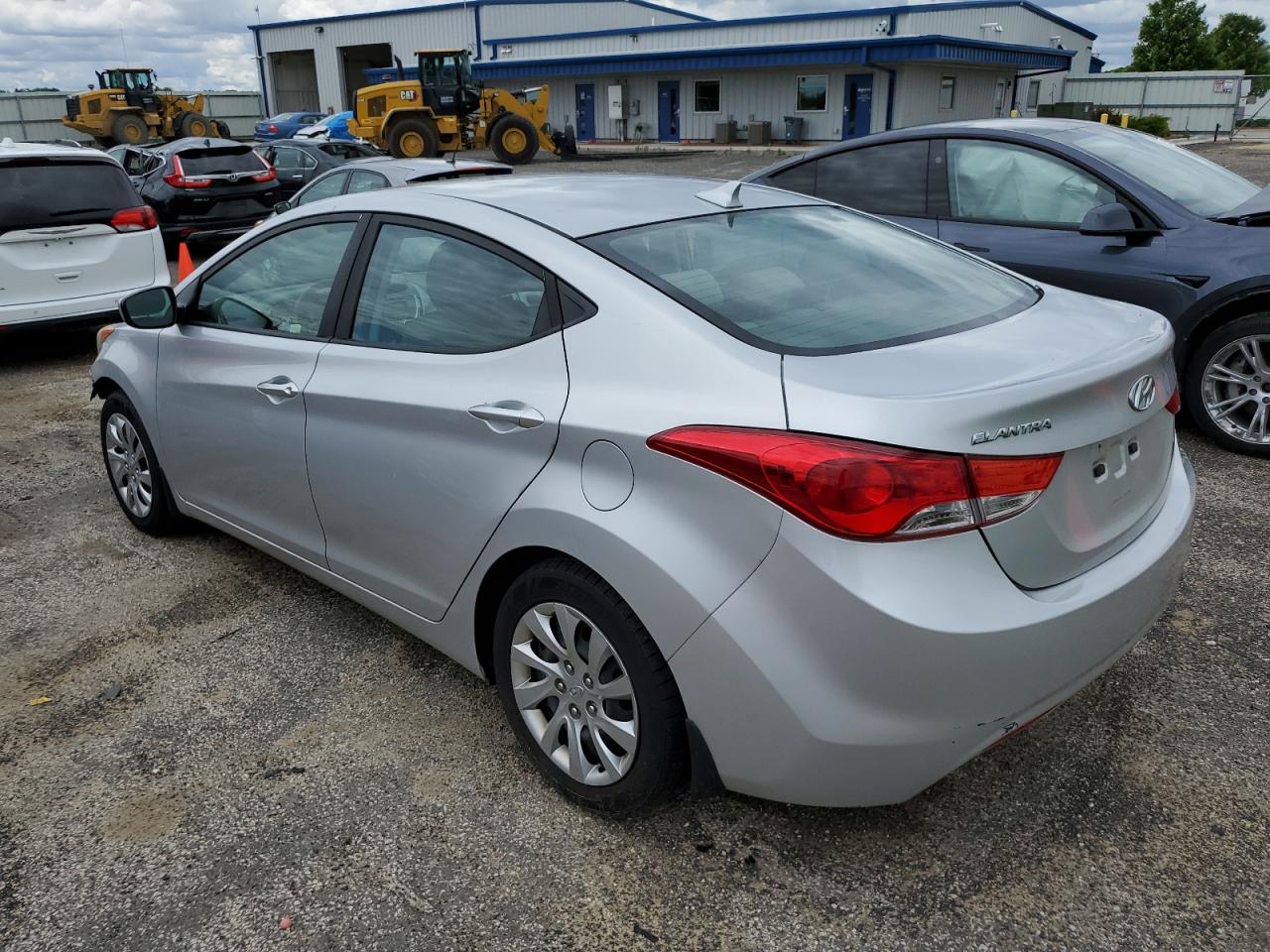 KMHDH4AE2DU557966 2013 Hyundai Elantra Gls