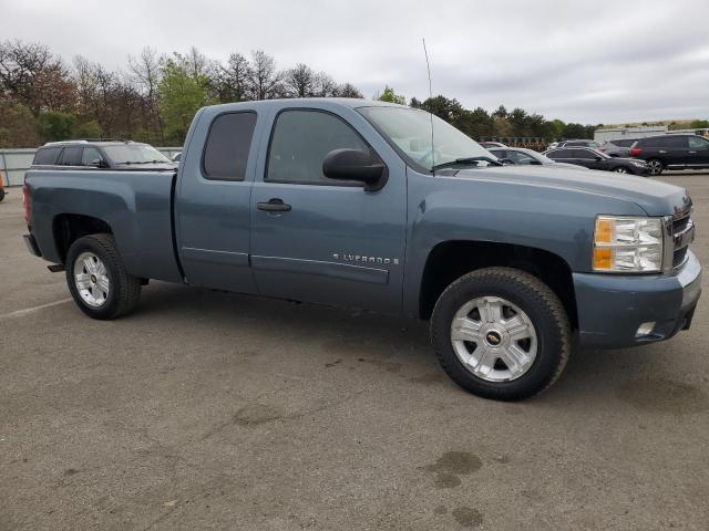 2008 Chevrolet Silverado - Image 4