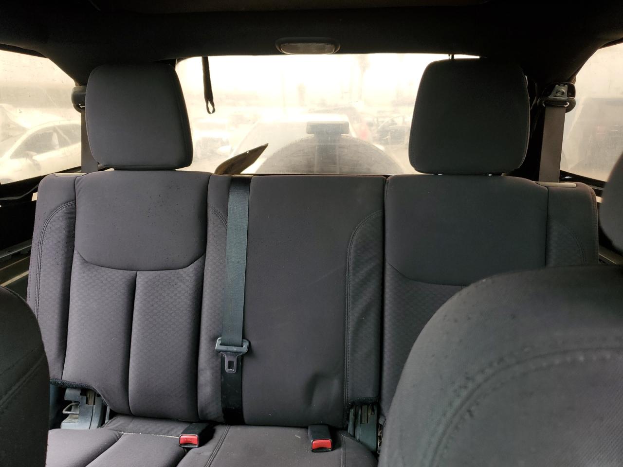 1C4HJWDG2EL106210 2014 Jeep Wrangler Unlimited Sport