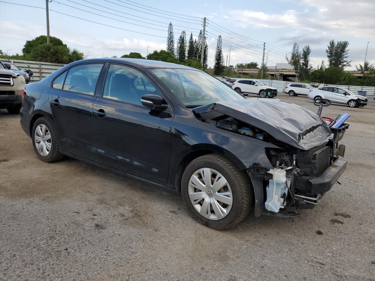 3VWB07AJ1EM321281 2014 Volkswagen Jetta Se