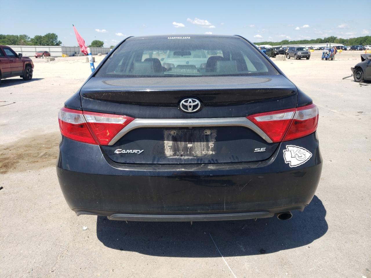 2016 Toyota Camry Le vin: 4T1BF1FK9GU186464