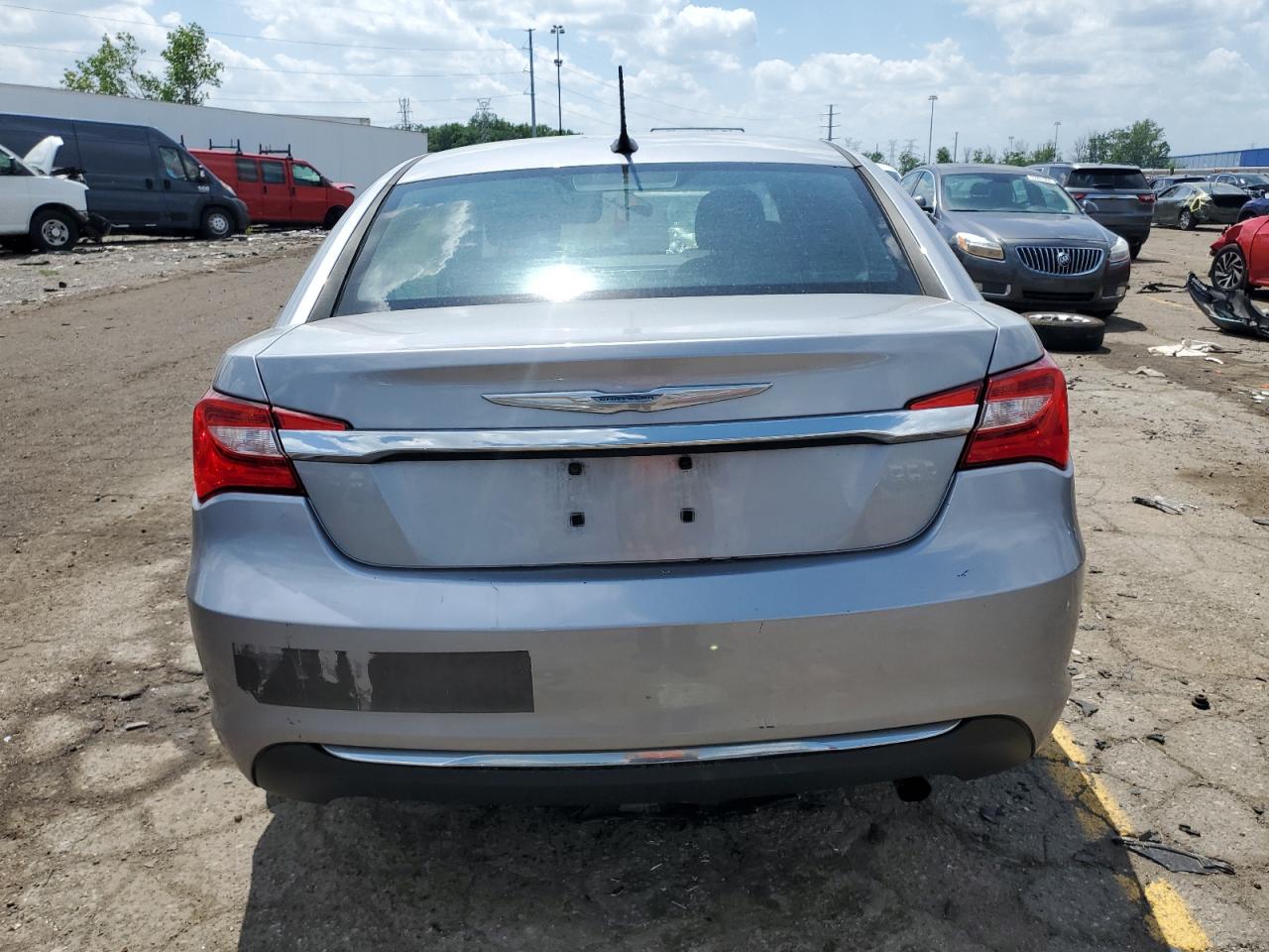 1C3CCBAB5DN624132 2013 Chrysler 200 Lx