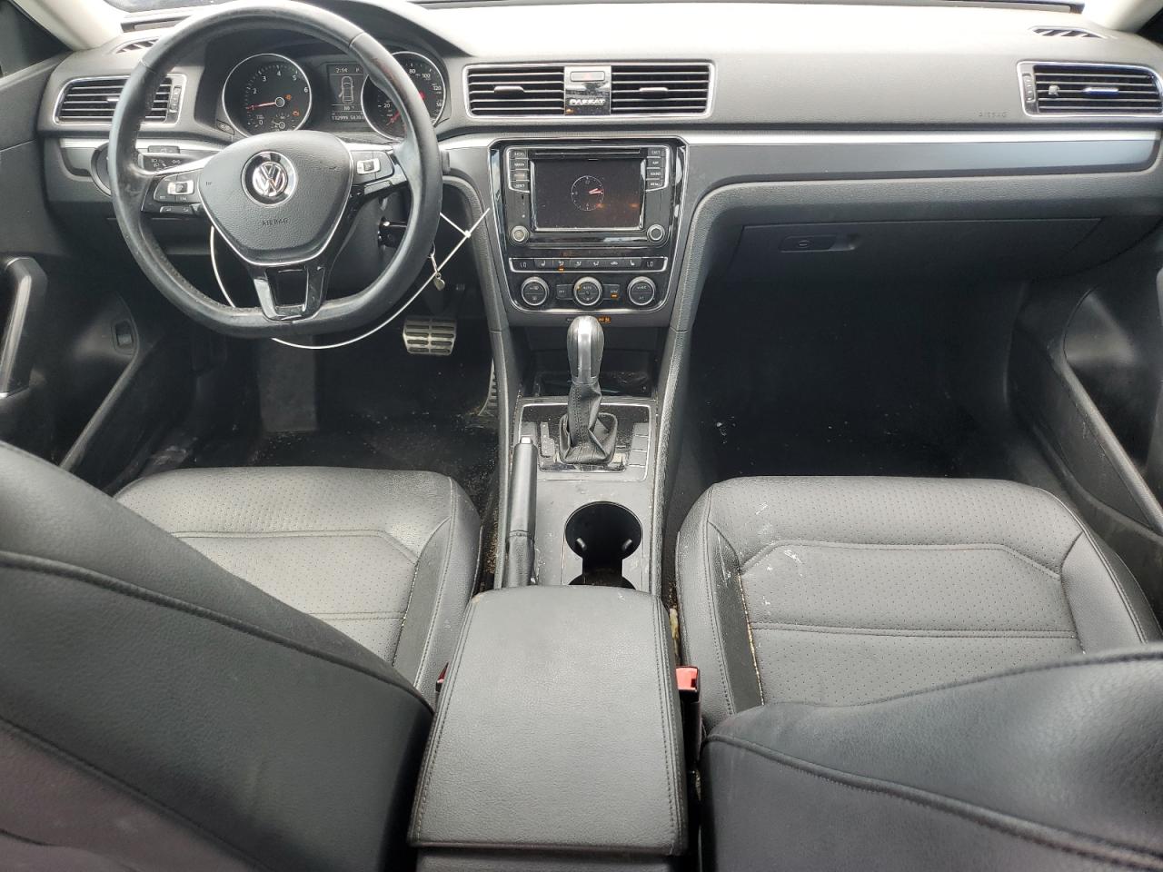 1VWAA7A36JC025372 2018 Volkswagen Passat S