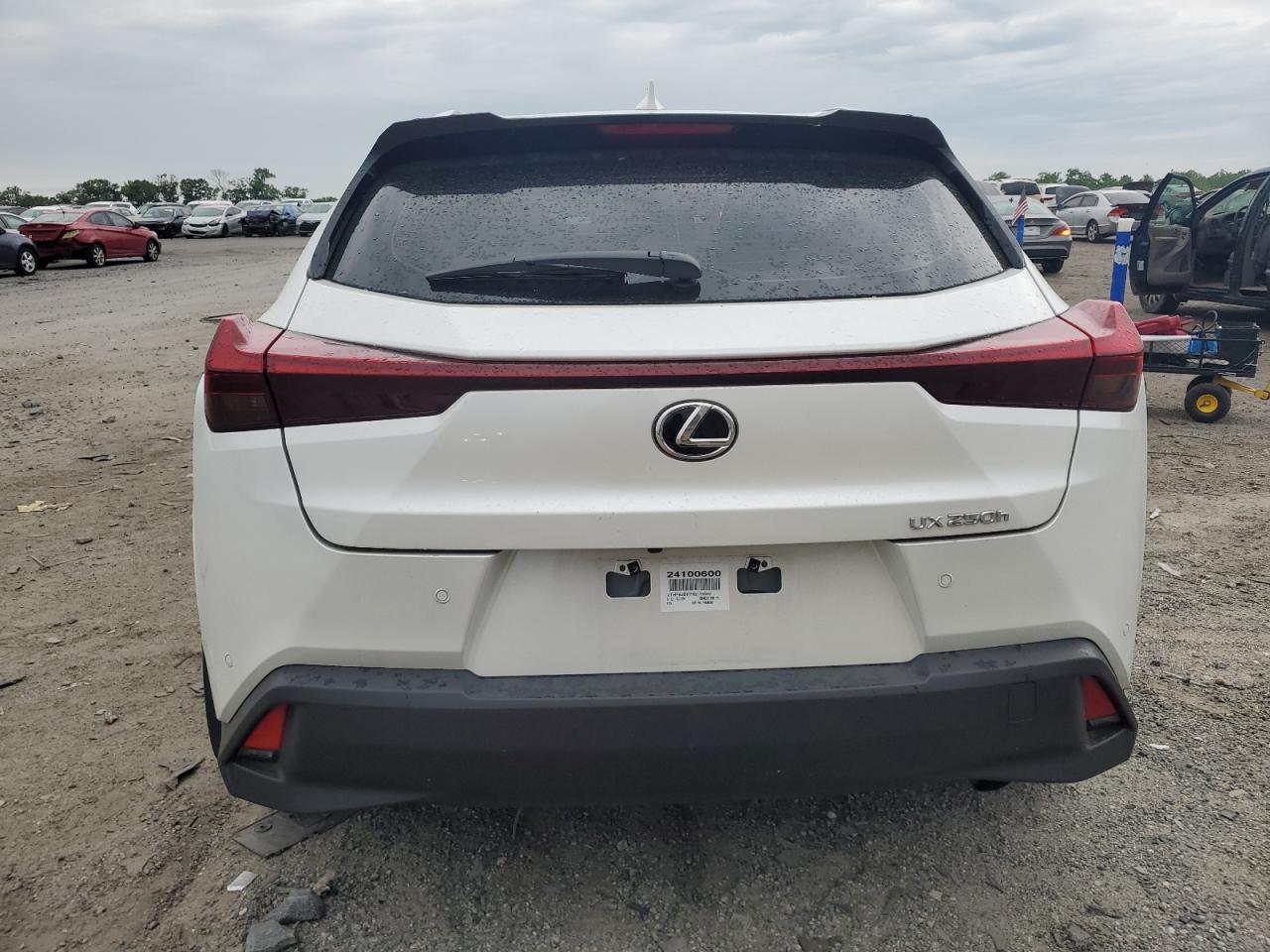 JTHP6JBH7R2175352 2024 Lexus Ux 250H Premium