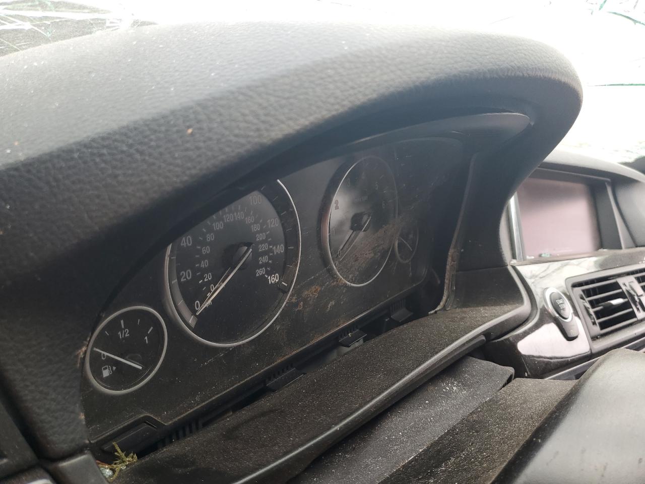 WBAKP9C58GD981047 2016 BMW 550 Xi