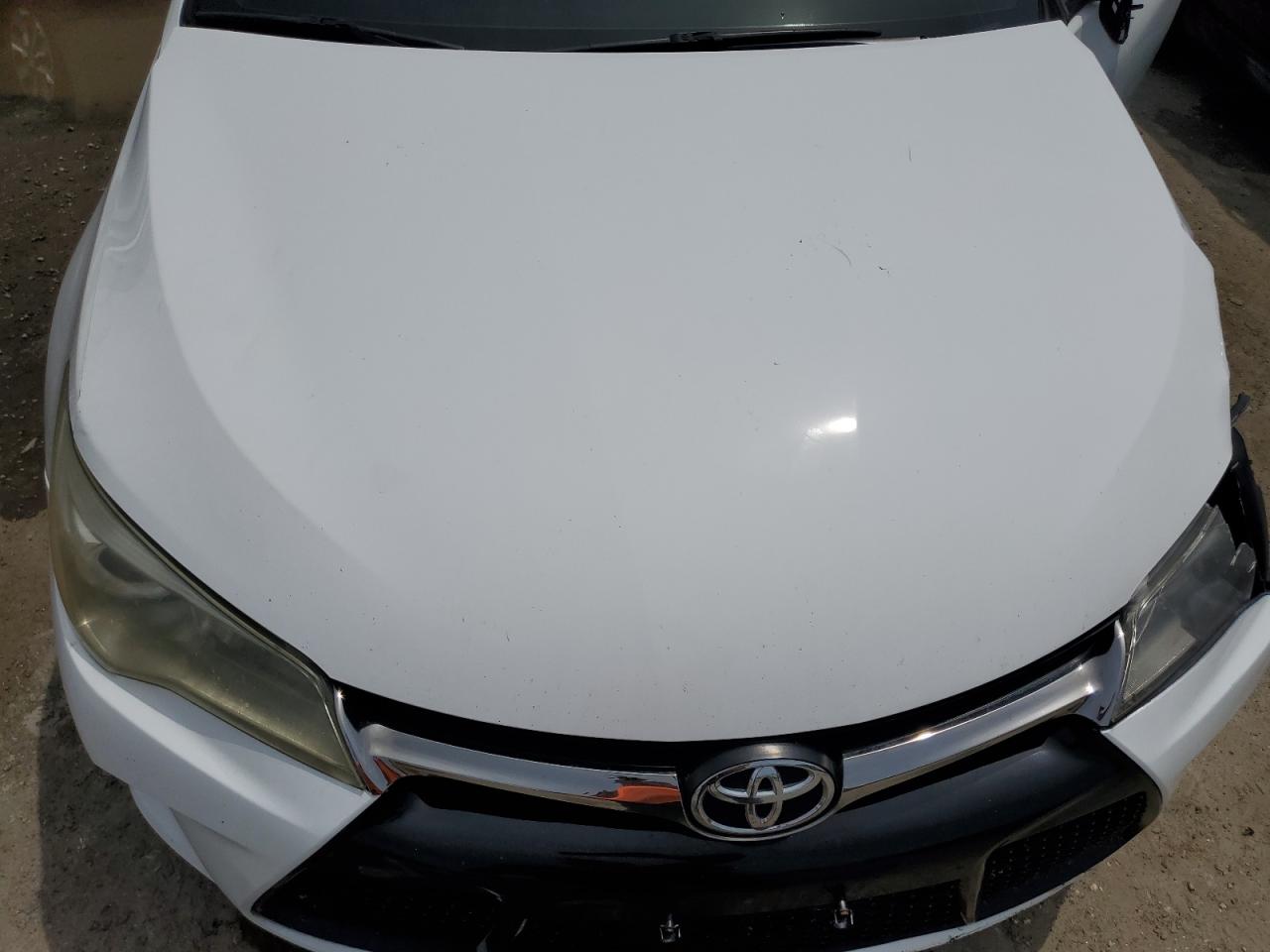 4T1BF1FK0HU430469 2017 Toyota Camry Le