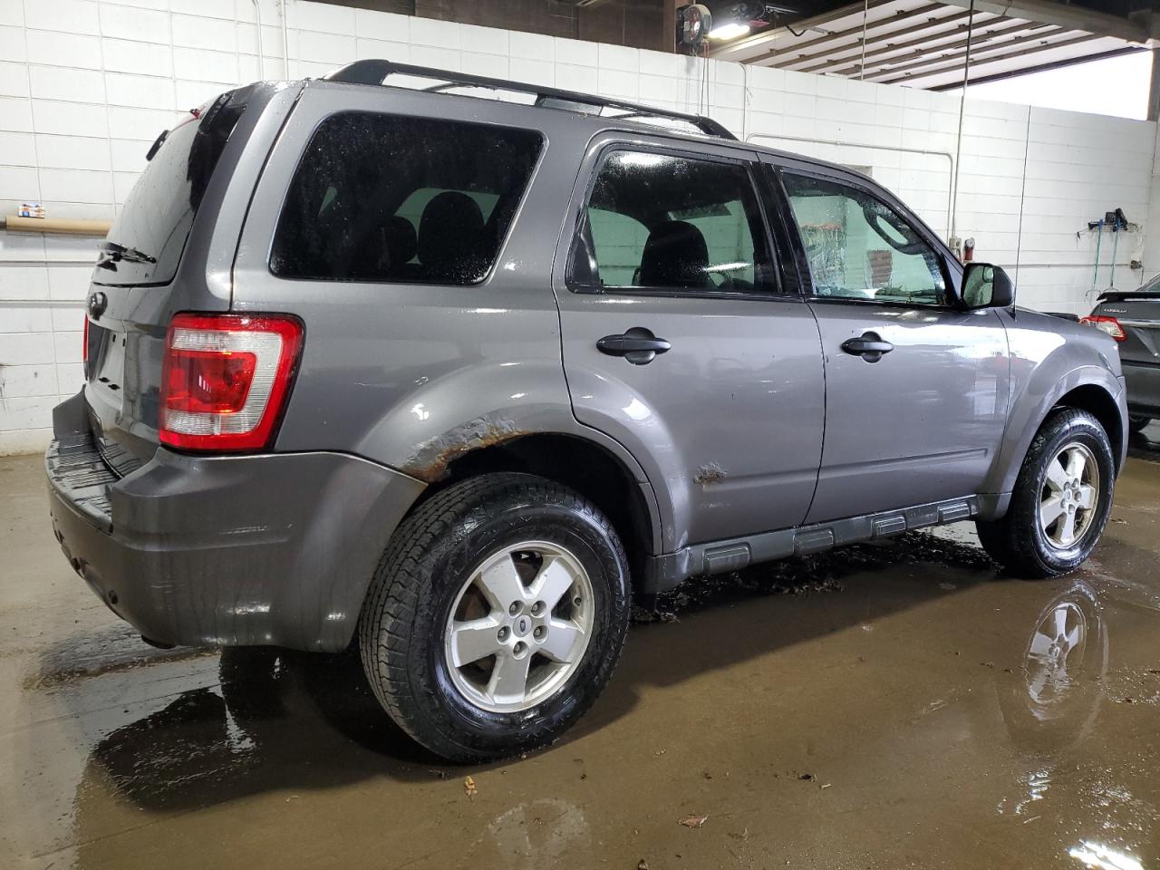 1FMCU9D73BKA49905 2011 Ford Escape Xlt