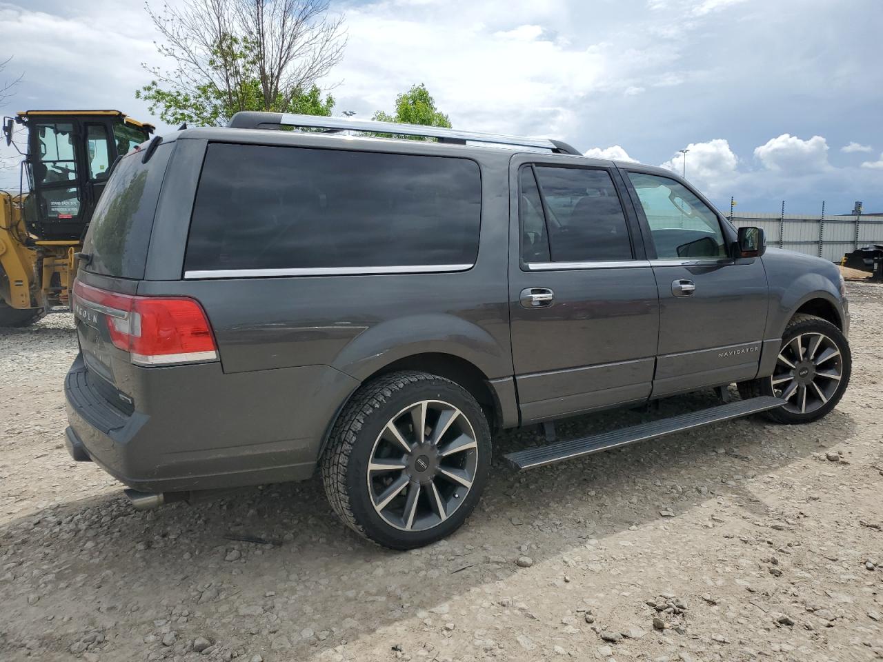 5LMJJ3LT0GEL00376 2016 Lincoln Navigator L Reserve